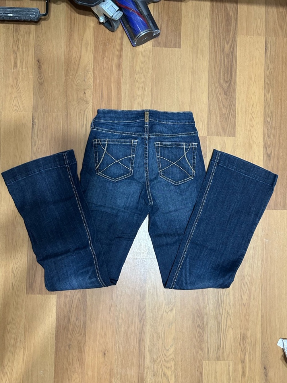 Ariat R.E.A.L. Denim Bootcut Jeans Women’s 25R Dark Wash Western Stitch